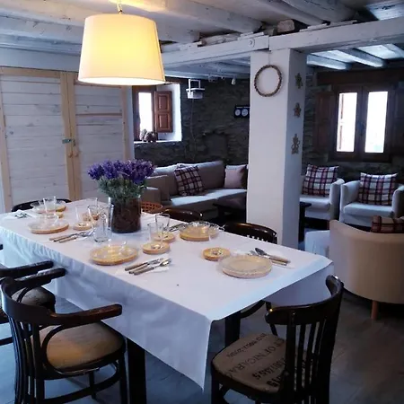 Holiday home Cal Toni De Vilallobent
